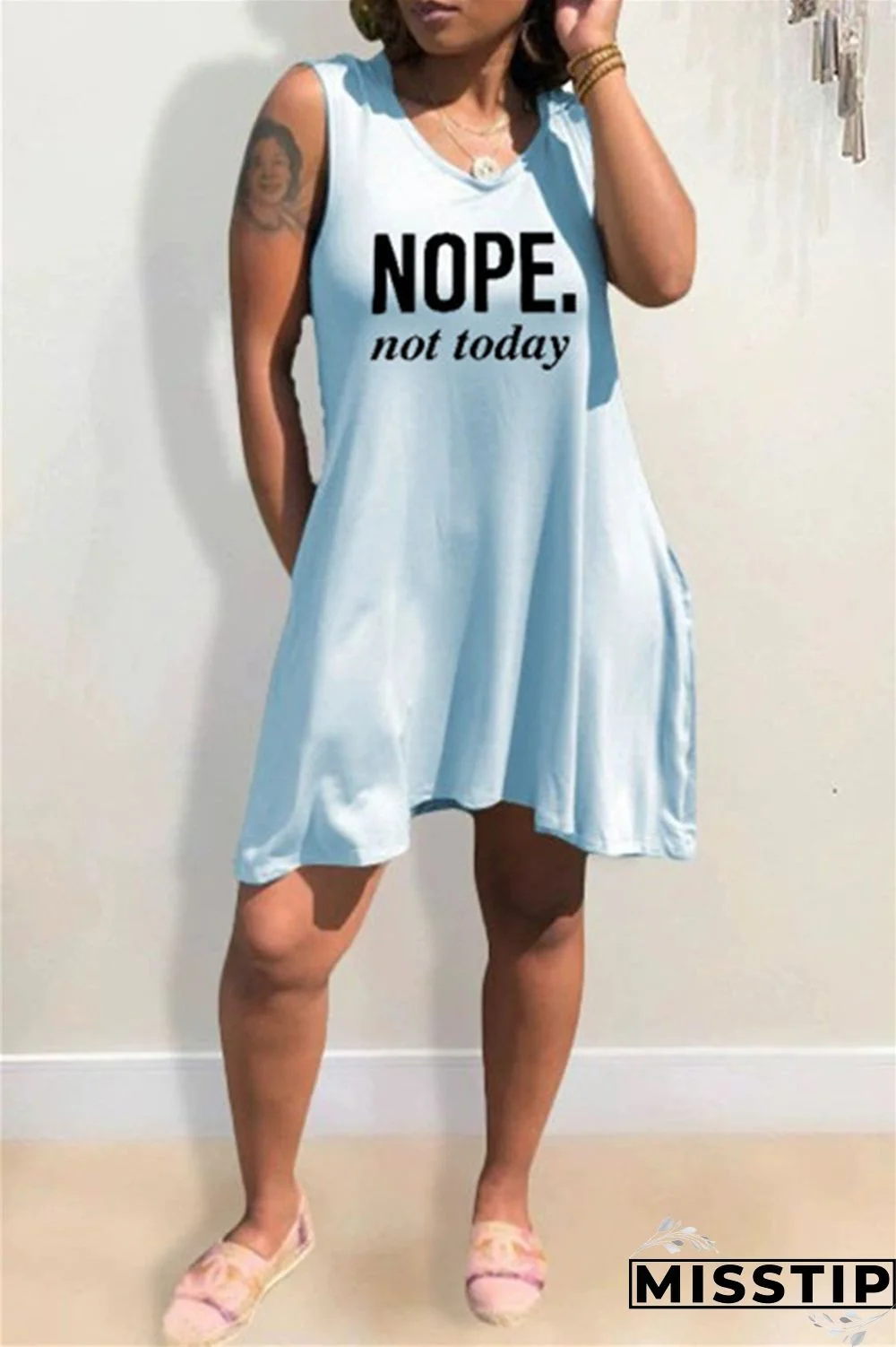 Burgundy Fashion Casual Letter Print Basic Hooded Collar Sleeveless Dress Dresses