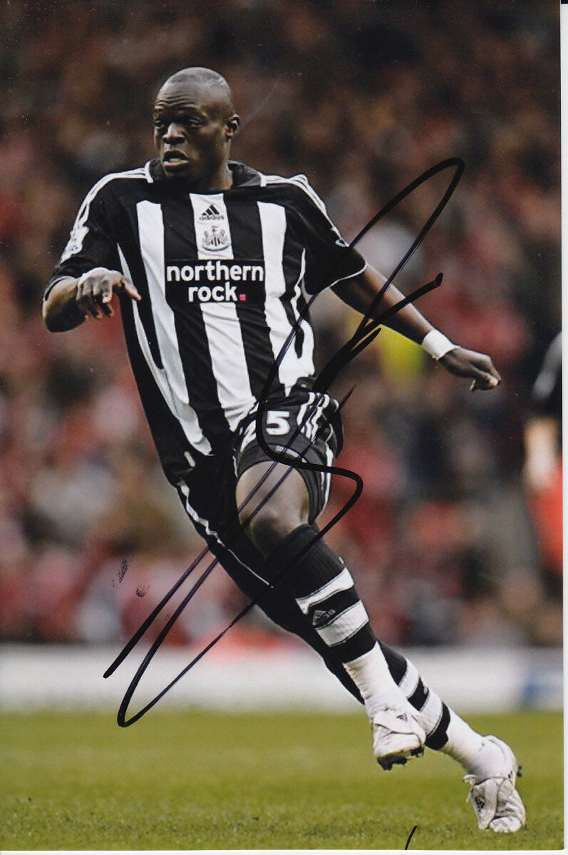 NEWCASTLE UNITED HAND SIGNED ABDOULAYE FAYE 6X4 Photo Poster painting 1.