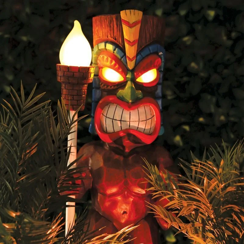 Angry Tiki Couple Guard Solar Powered Outdoor Decor LED Garden Light、、sdecorshop