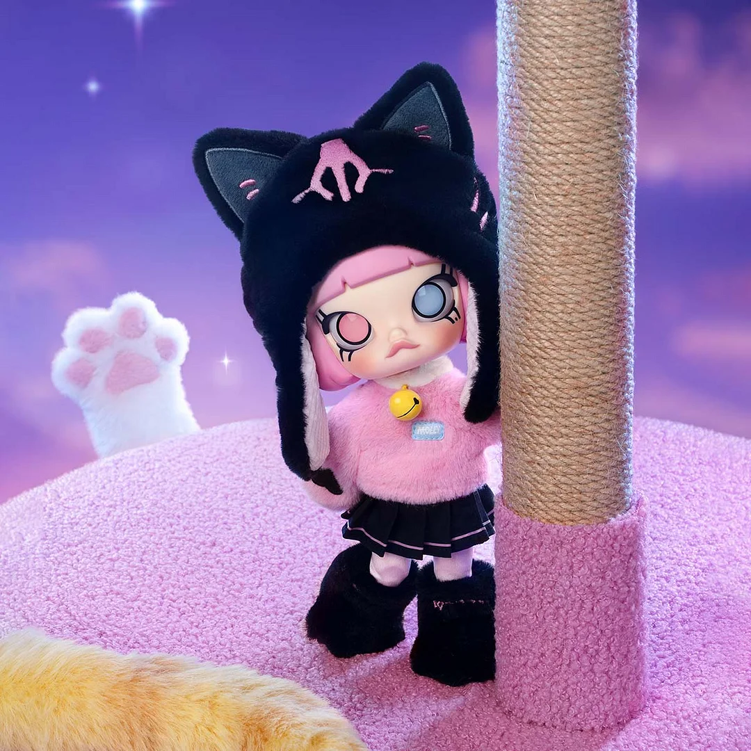 MOLLY Peekaboo 1/8 Action Figure