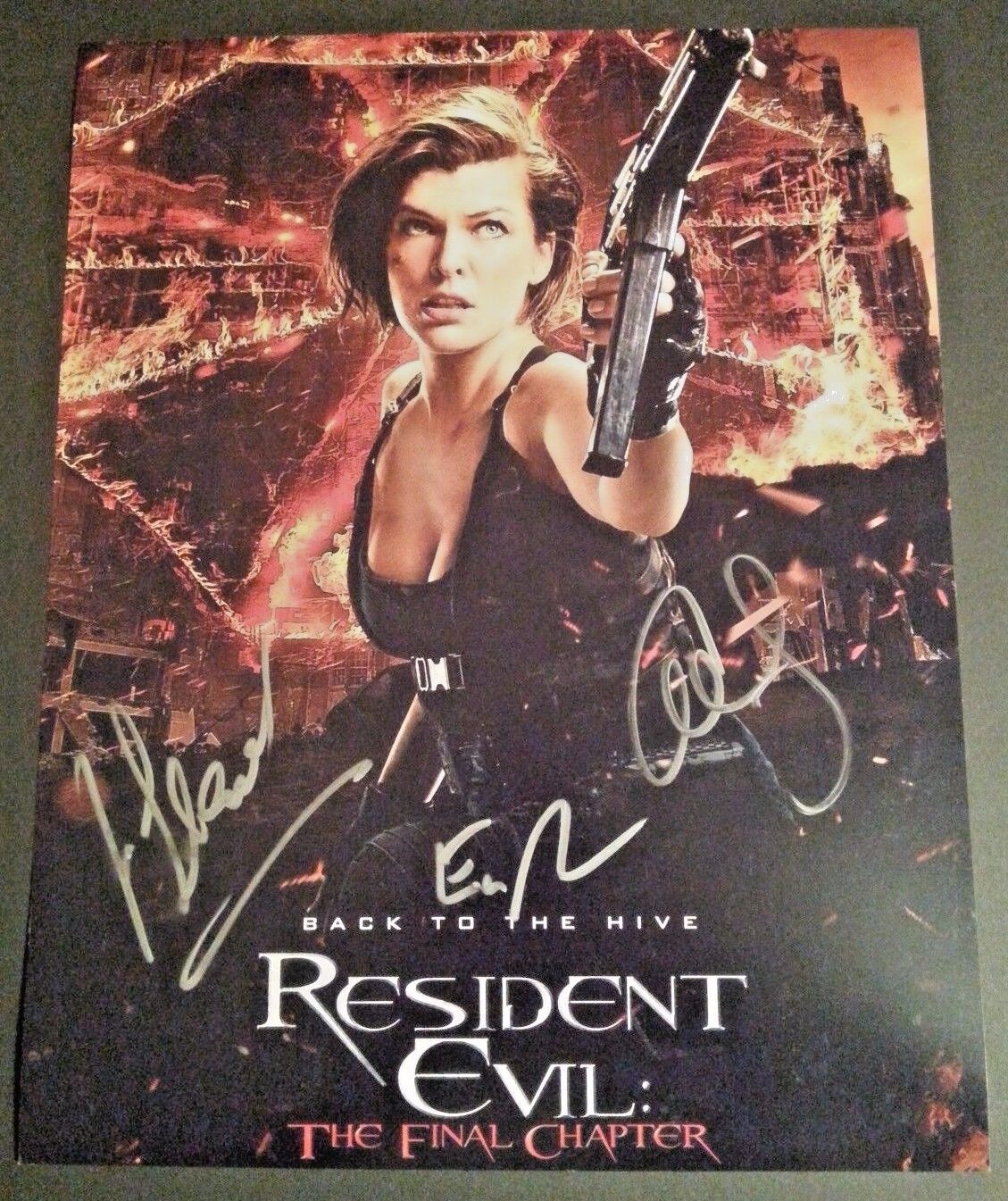 RESIDENT EVIL ~ FINAL CHAPTER x3 Authentic Hand-Signed Ali Larter