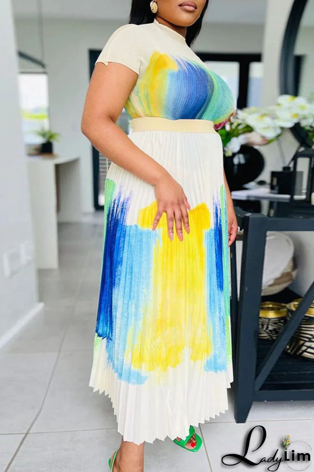 Apricot Casual Elegant Gradual Change Print Patchwork Fold O Neck Short Sleeve Two Pieces