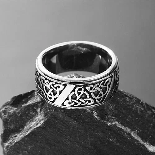 Coutureaura Stainless Steel Nordic Viking Celtic Knot Ring