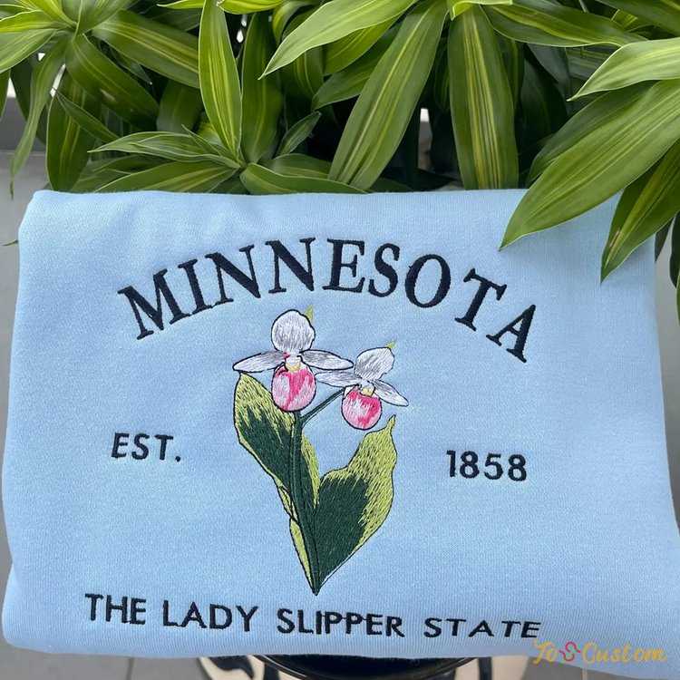 TOSCUSTOM™ Minnesota State 1858 Lady Slipper Flower Embroidered Sweater