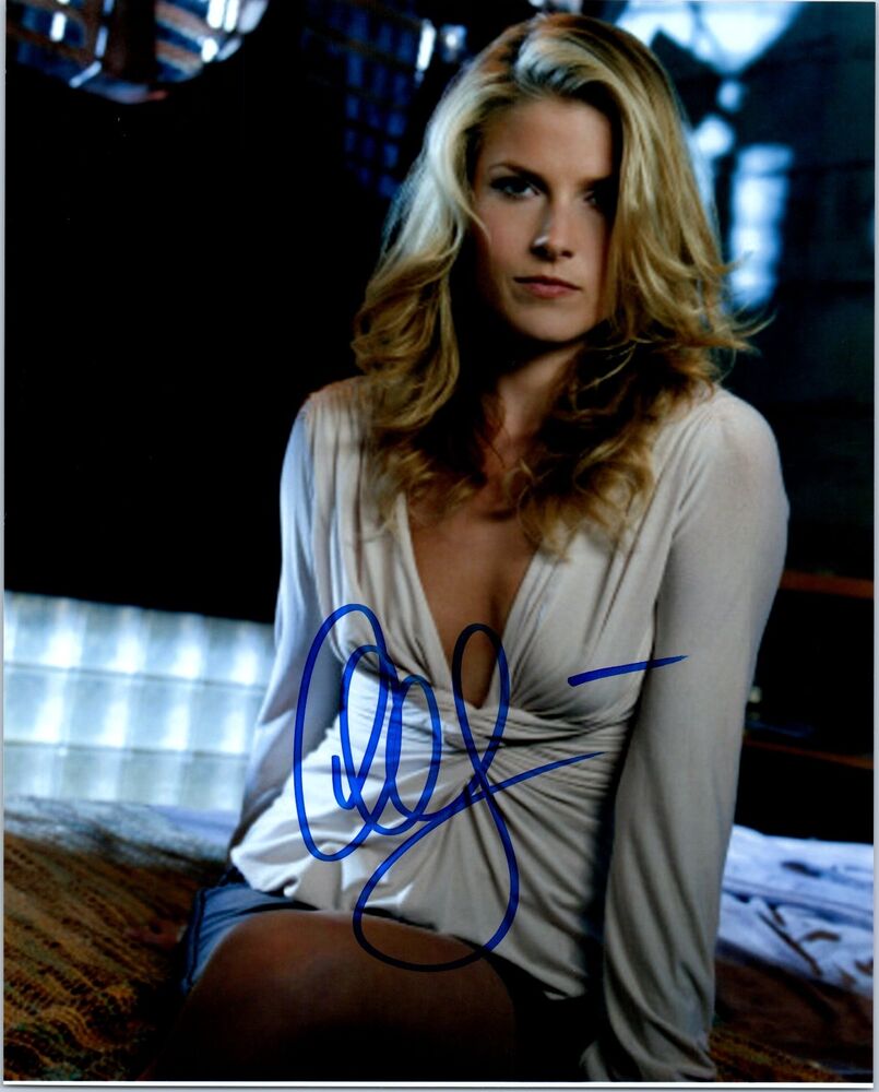 ALI LARTER Signed Autographed 'OBSESSED' RESIDENT EVIL 8X10 Photo Poster painting D