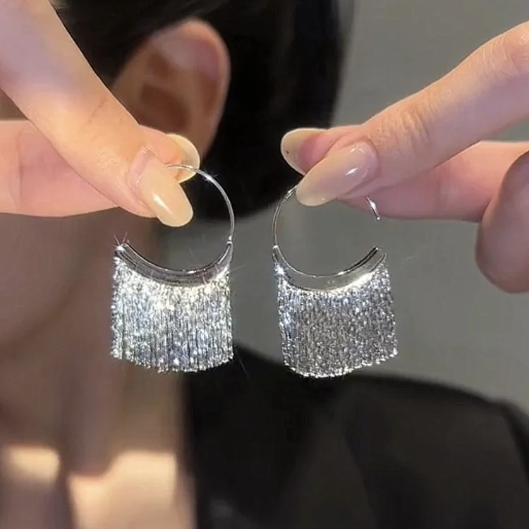 Flowing Moonlight Earrings