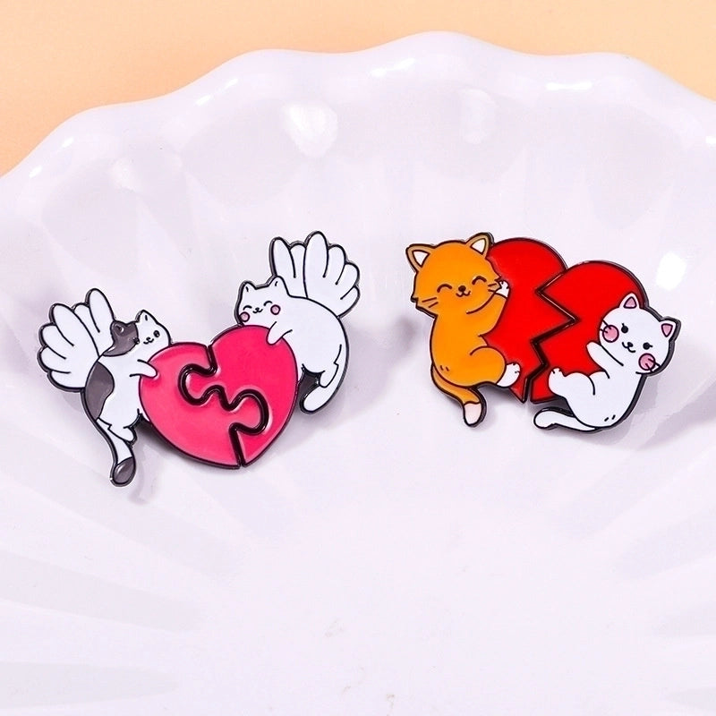 Cartoon Style Cute Minimalist Heart Shape Cat Alloy Enamel Plating Unisex Brooches Collar Pin