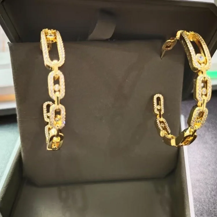 Women's jewelry, earrings, hair clips