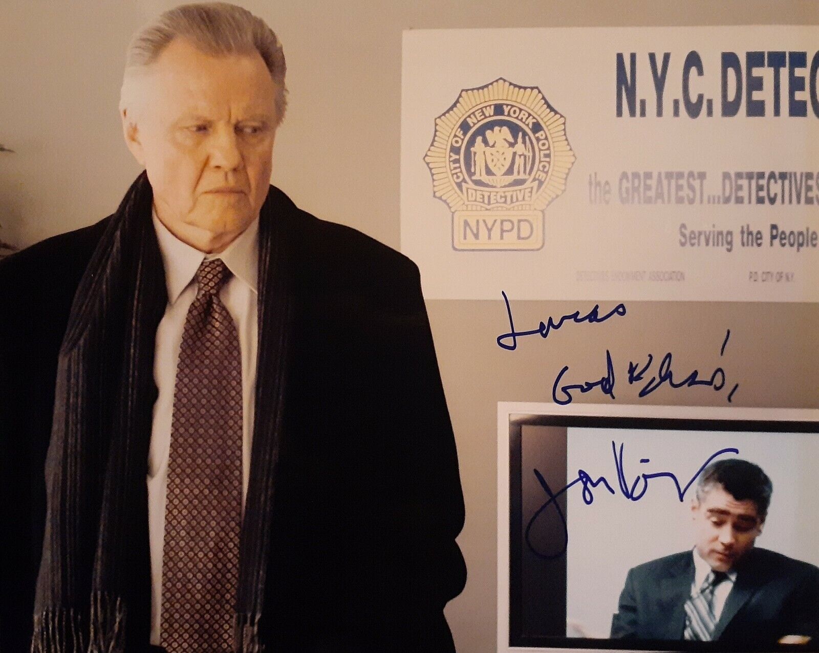 Jon Voight signed 8x10