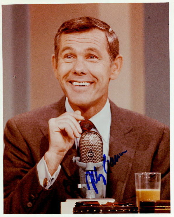 Johnny Carson signed 8x10 Photo Poster painting