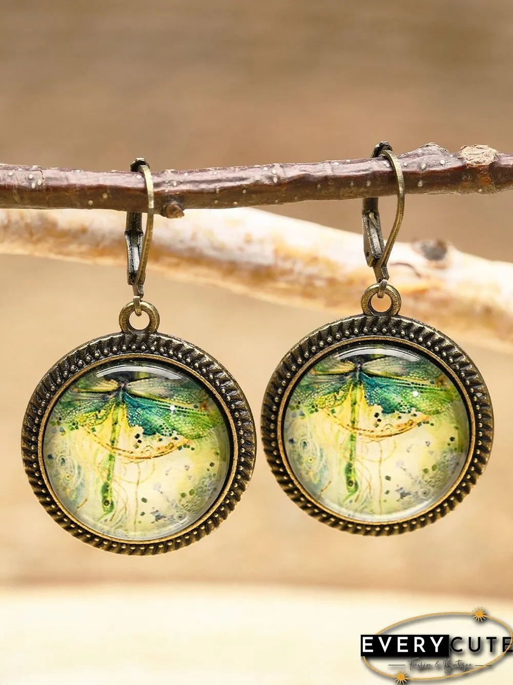 Casual Transparent Gem Dragonfly Earrings T-Shirt/Tee Matching