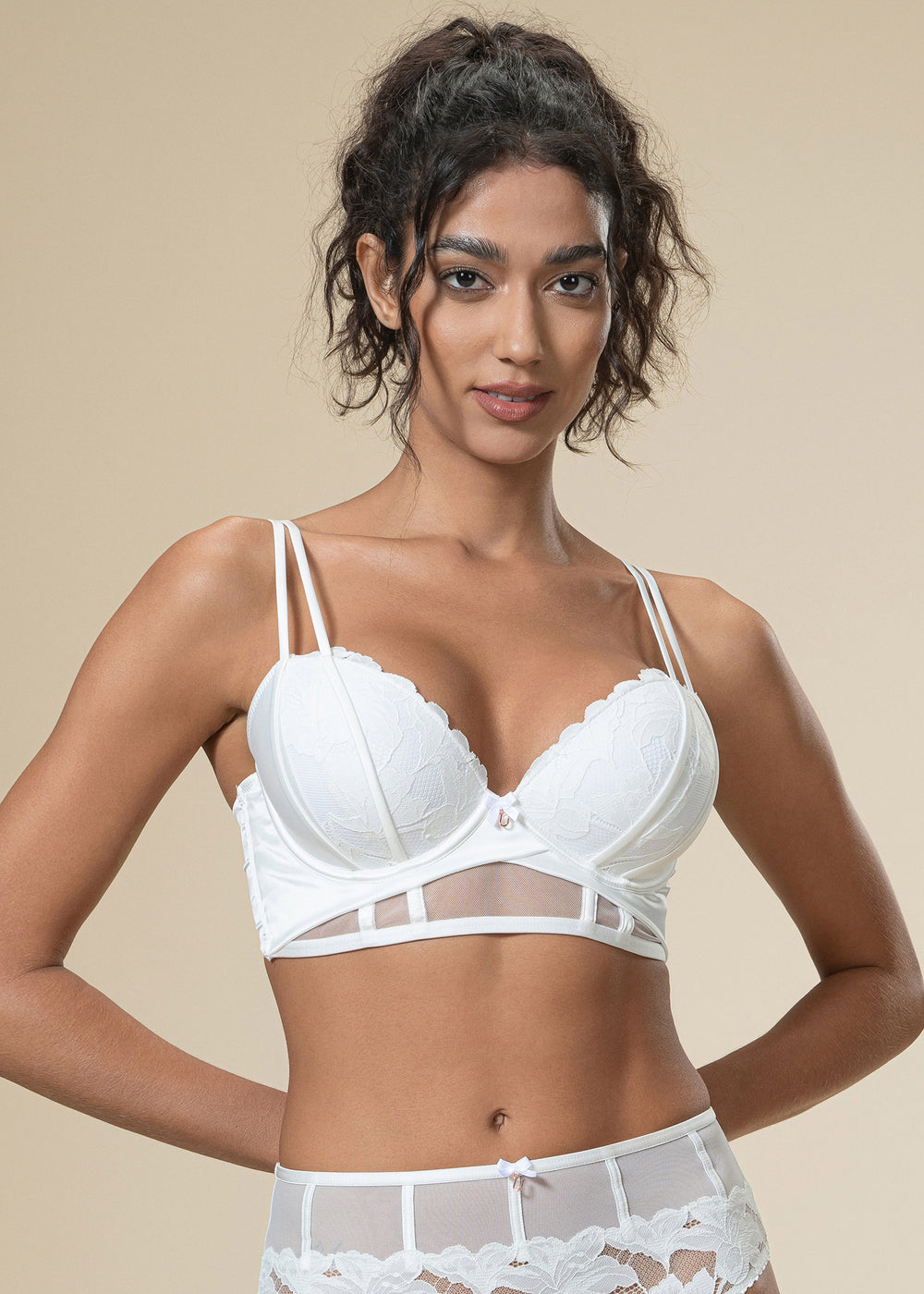 Lovingerie - Underwired White Lace Long Bra