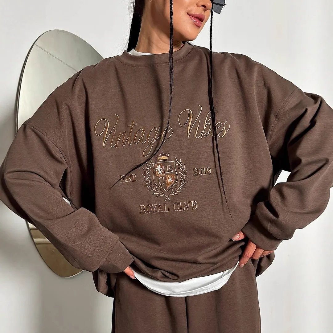 Women's Vintage Crest Embroidery Oversized Sweatshirt