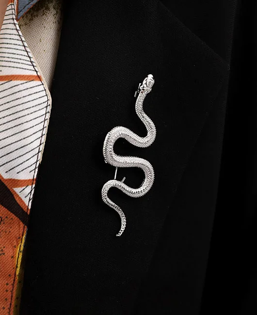 Fashion Snake Shaped Alloy Plating Blazer Brooch Pin 