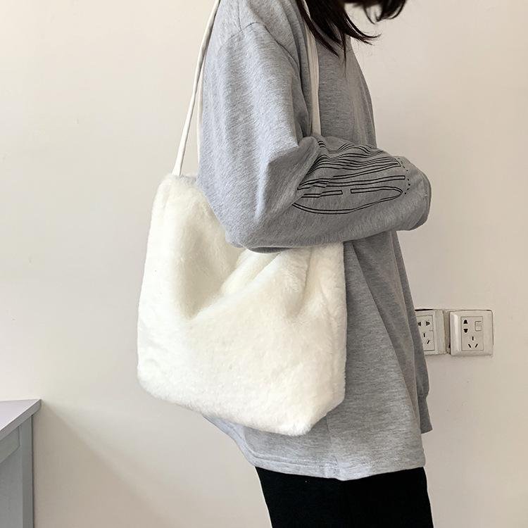 Villus Tote Bag