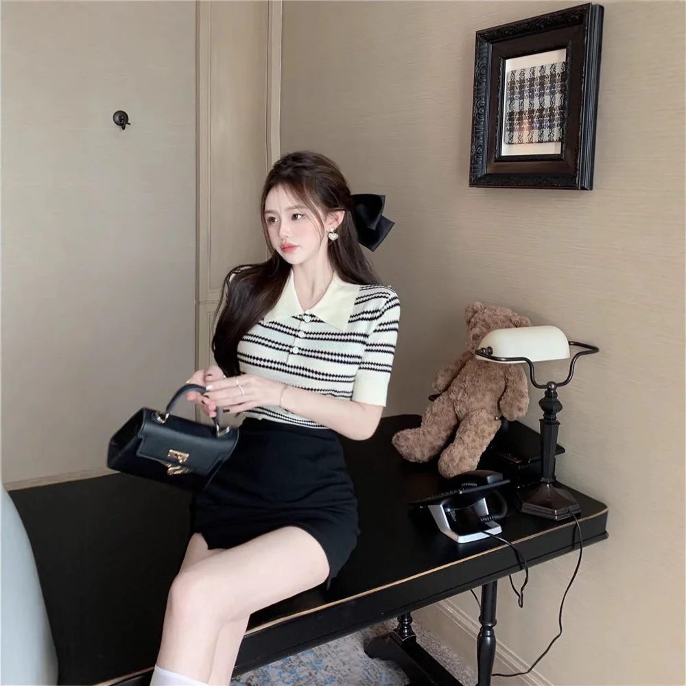 Uveng Uveng Silk Striped Knitted Shirt Girl Summer Chic Short-Sleeved T-Shirt Temperament Chic Thin Short Top