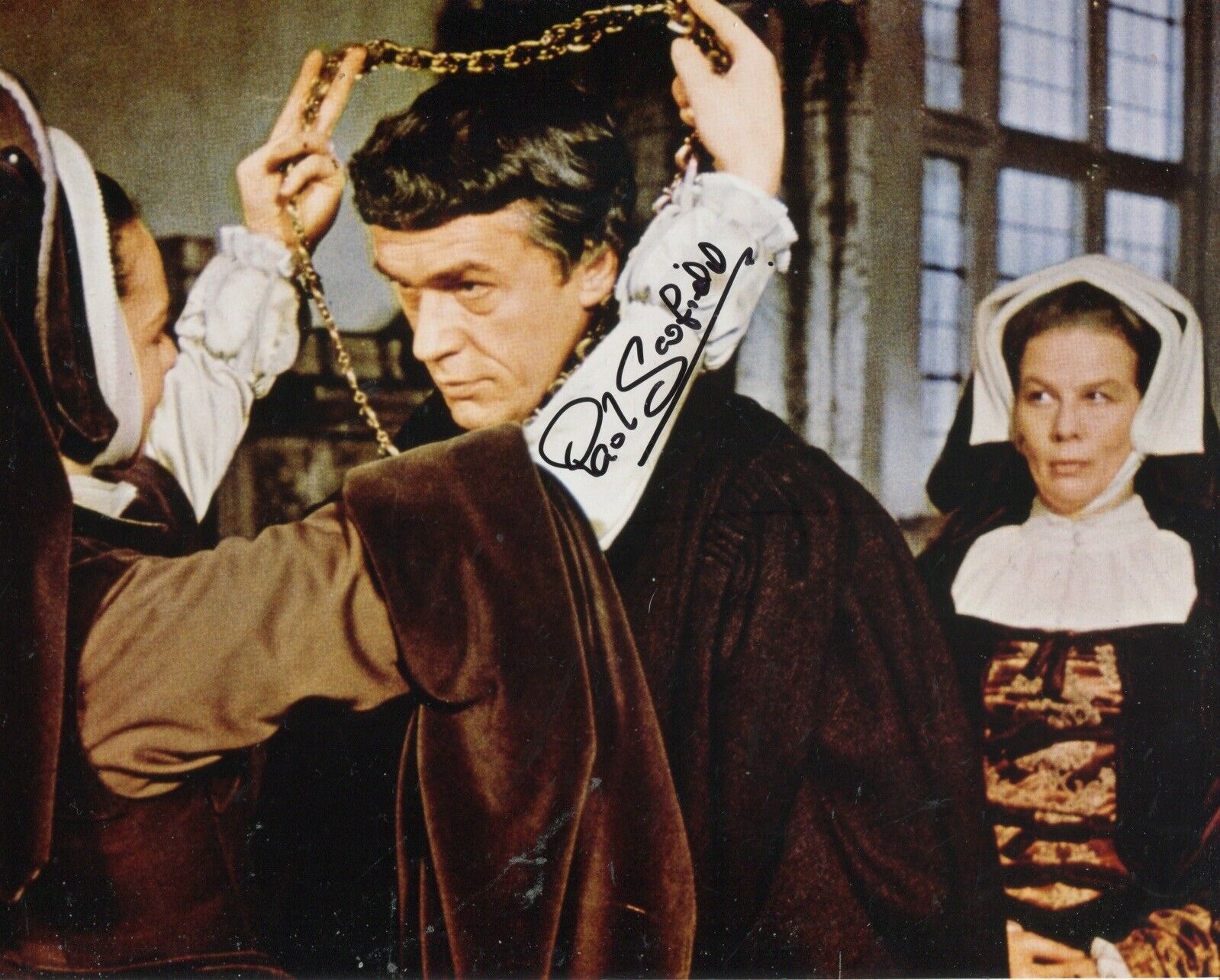 Actor Paul Scofield signed A MAN FOR ALL SEASONS movie Photo Poster painting UACC DEALER SIGNING