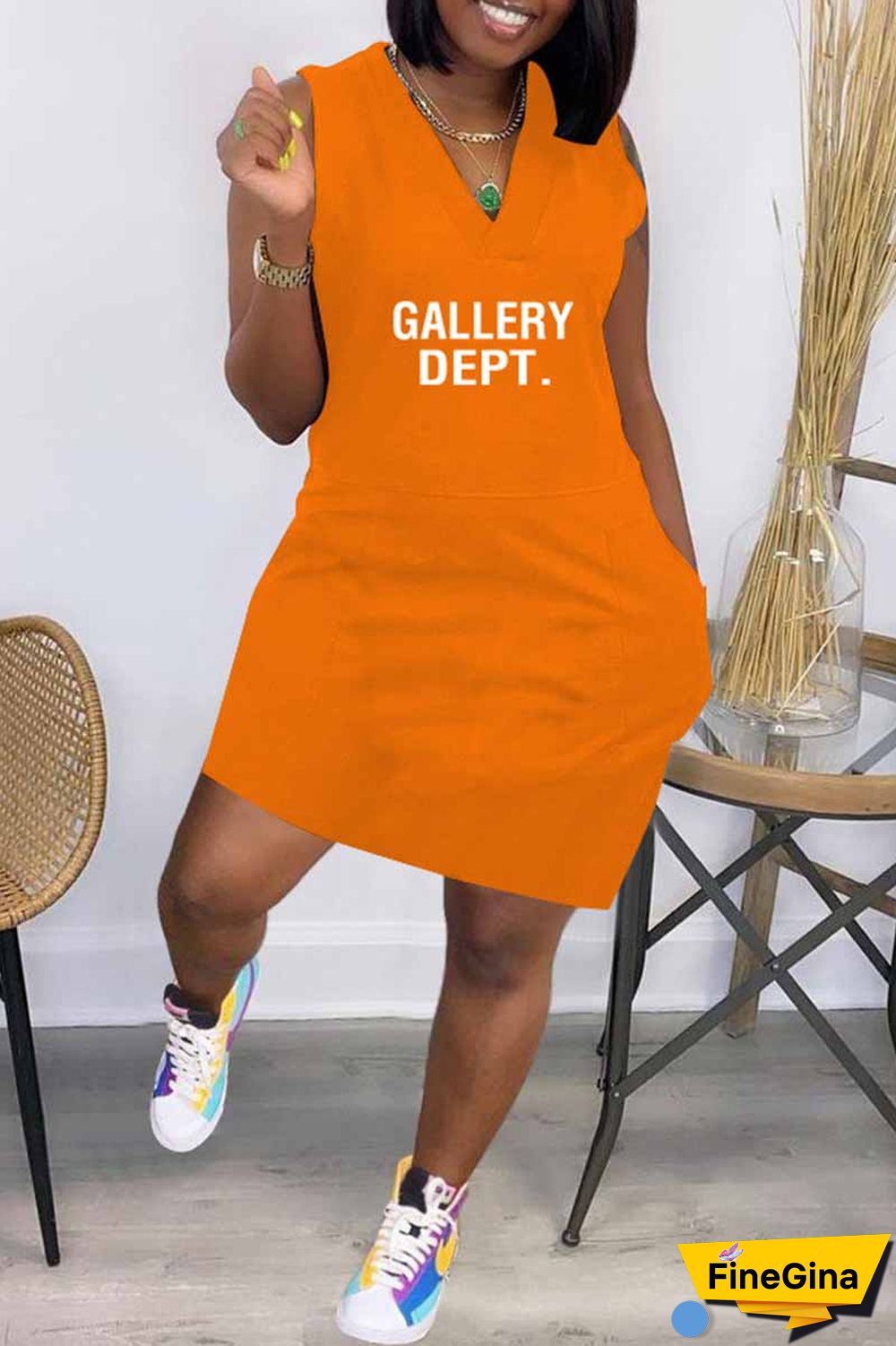 Army Green Street Print Letter V Neck One Step Skirt Dresses