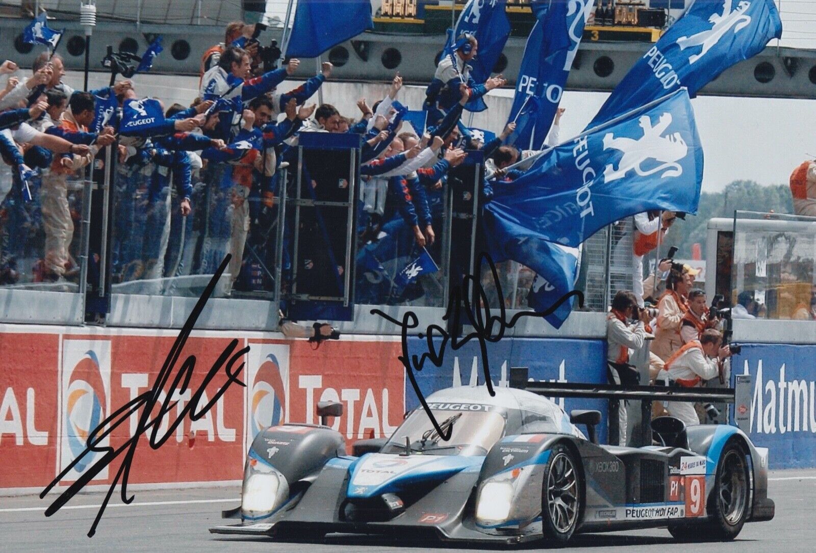 David Brabham, Alexander Wurz Hand Signed 12x8 Photo Poster painting Le Mans Autograph Peugeot 5