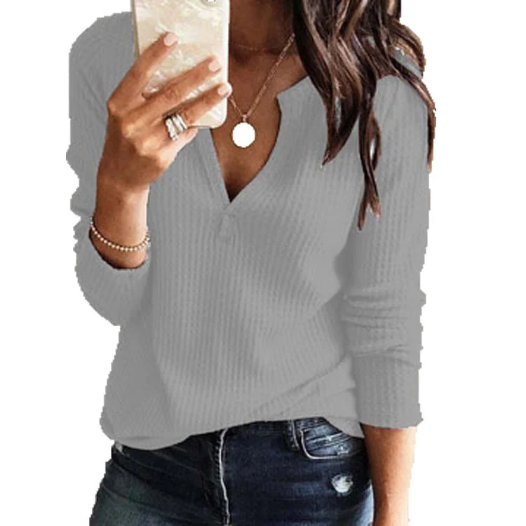 V-neck long sleeve top