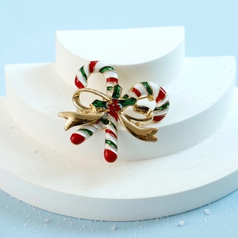 Minimalist Letter Wreath Alloy Inlay Rhinestones Women’s Brooches