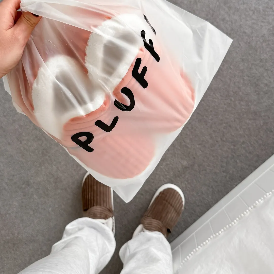 Pluffi | The Cozy & Stylish Slippers