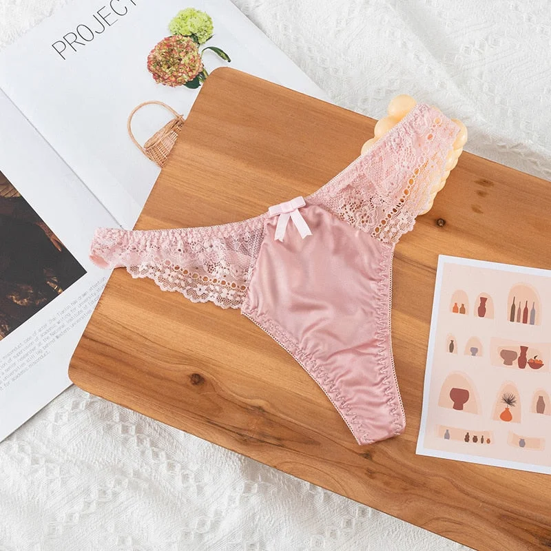 European Style Sexy Thongs Fashion Hollowed Out Comfort Panties Low Waist Seamless G-String T Pants Sexy Lace Panties Lingerie