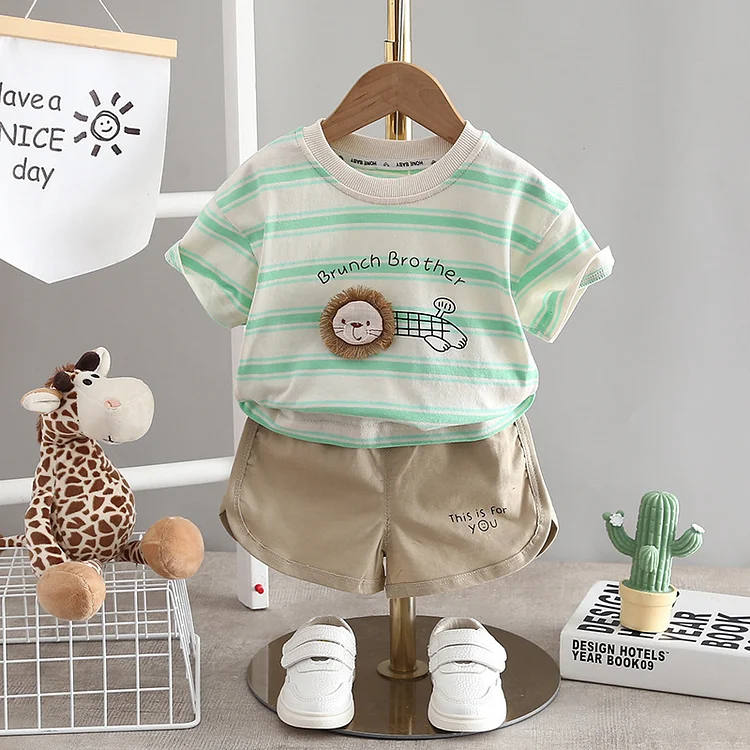 Baby Boy/Girl Stripe 3D Lion Patch T-shirt & Letter Print Shorts Set