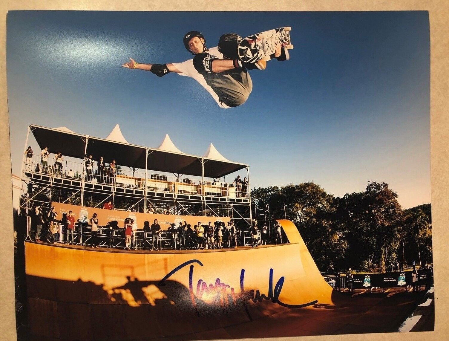 Skate Legend TONY HAWK Signed 11x14 Photo Poster painting