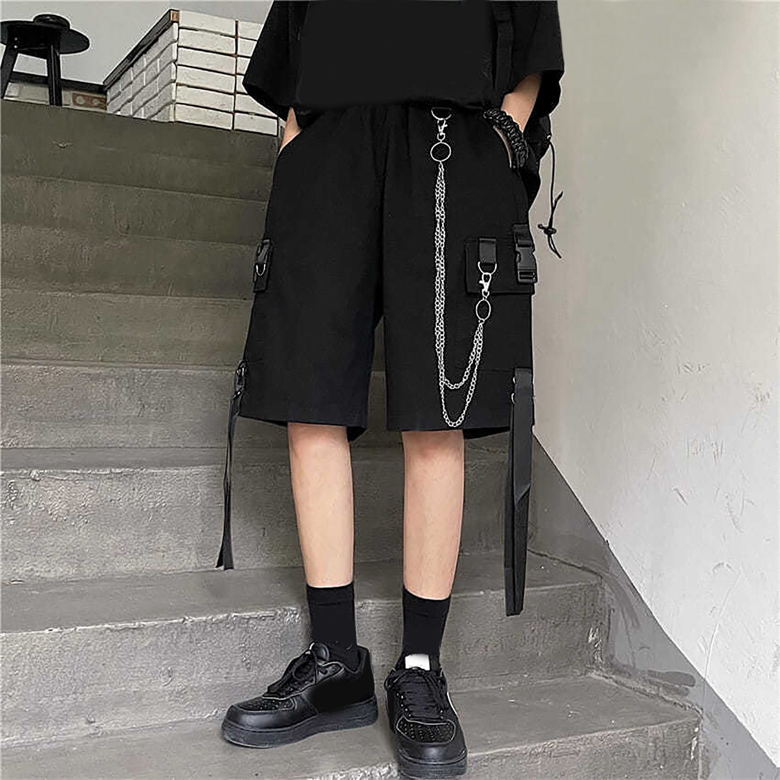 Tomroads Emo Cargo Shorts Women Summer Beach Shorts With Chain Hip Hop Punk Streetwear Casual Aesthetic Female Sportswear Black Brown