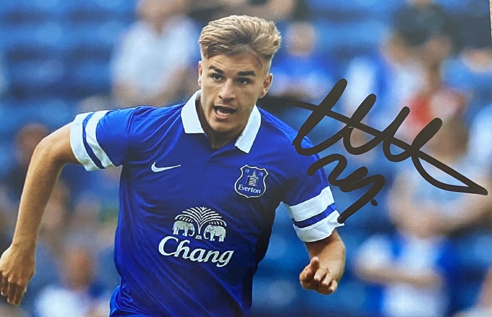 Luke Garbutt Genuine Hand Signed Everton 6X4 Photo Poster painting