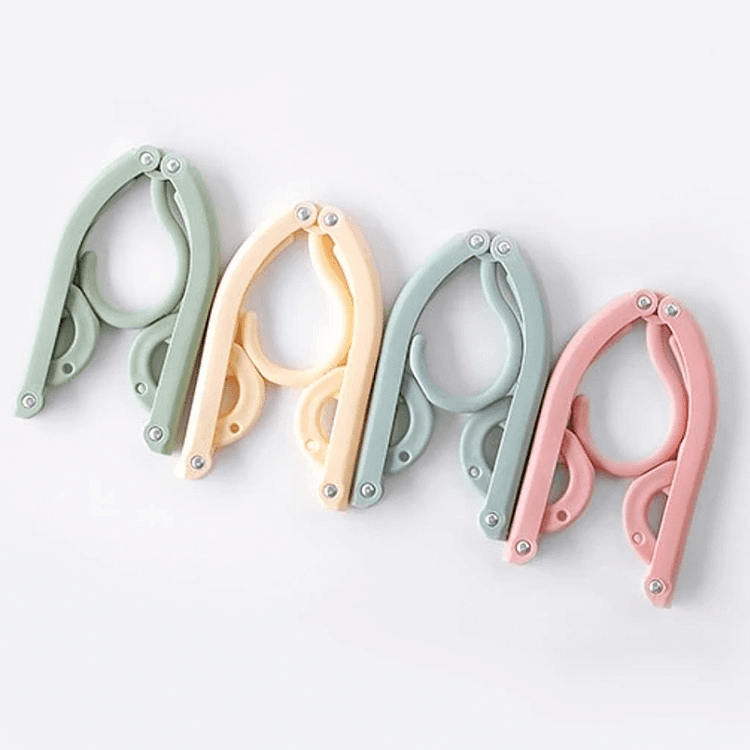 Foldable Travel Hanger