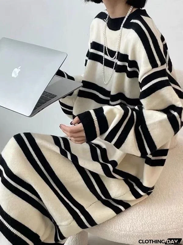 Urban Loose Long Sleeves Striped Round-Neck Midi Dresses