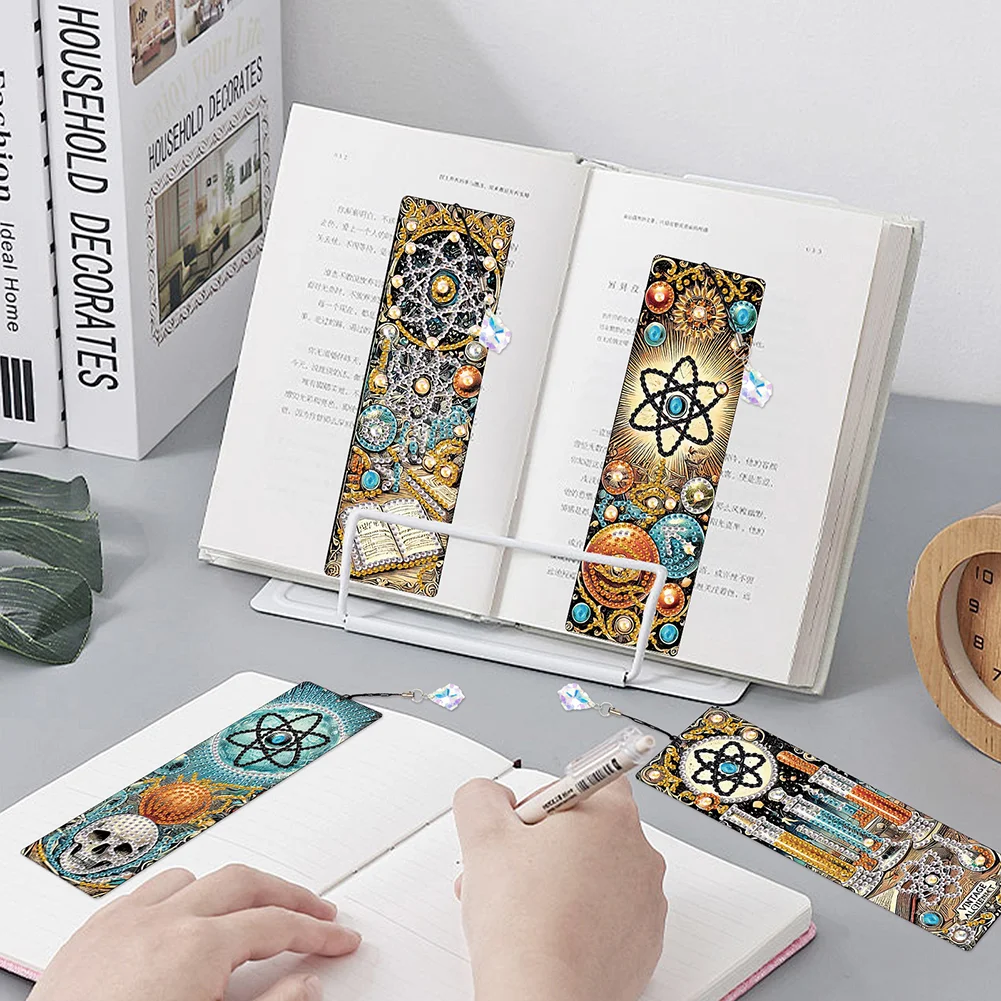 8Pcs DIY Skull Diamond Painting Art Bookmarks with Crystal Pendants for Gift