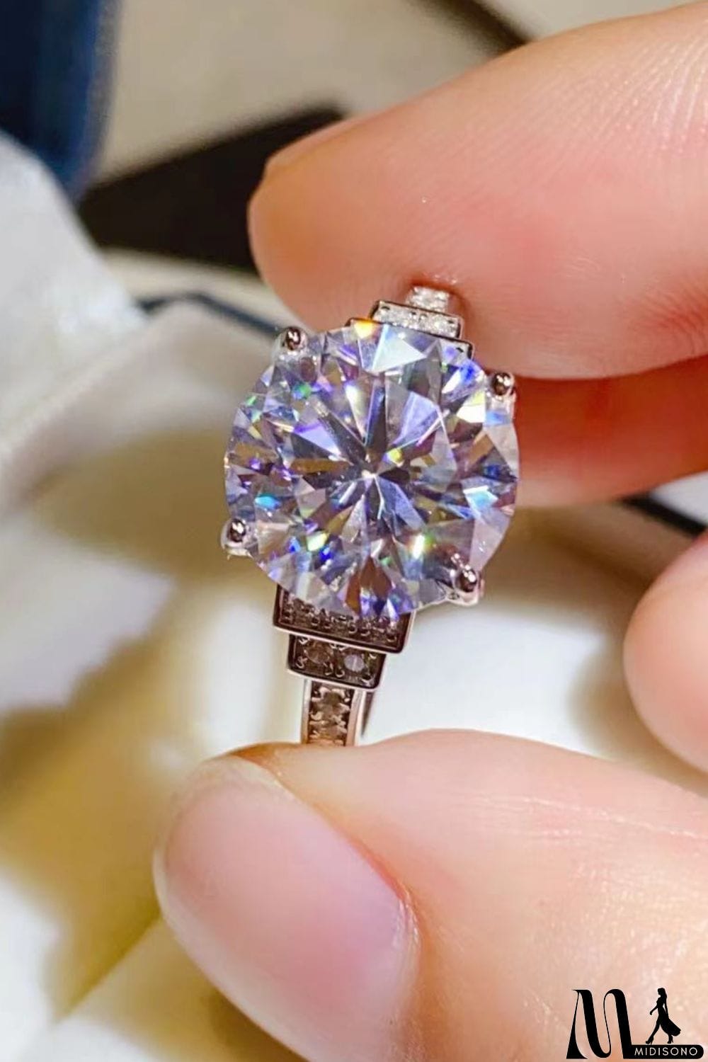 MidiSono - 5 Carat Moissanite 925 Sterling Silver Ring