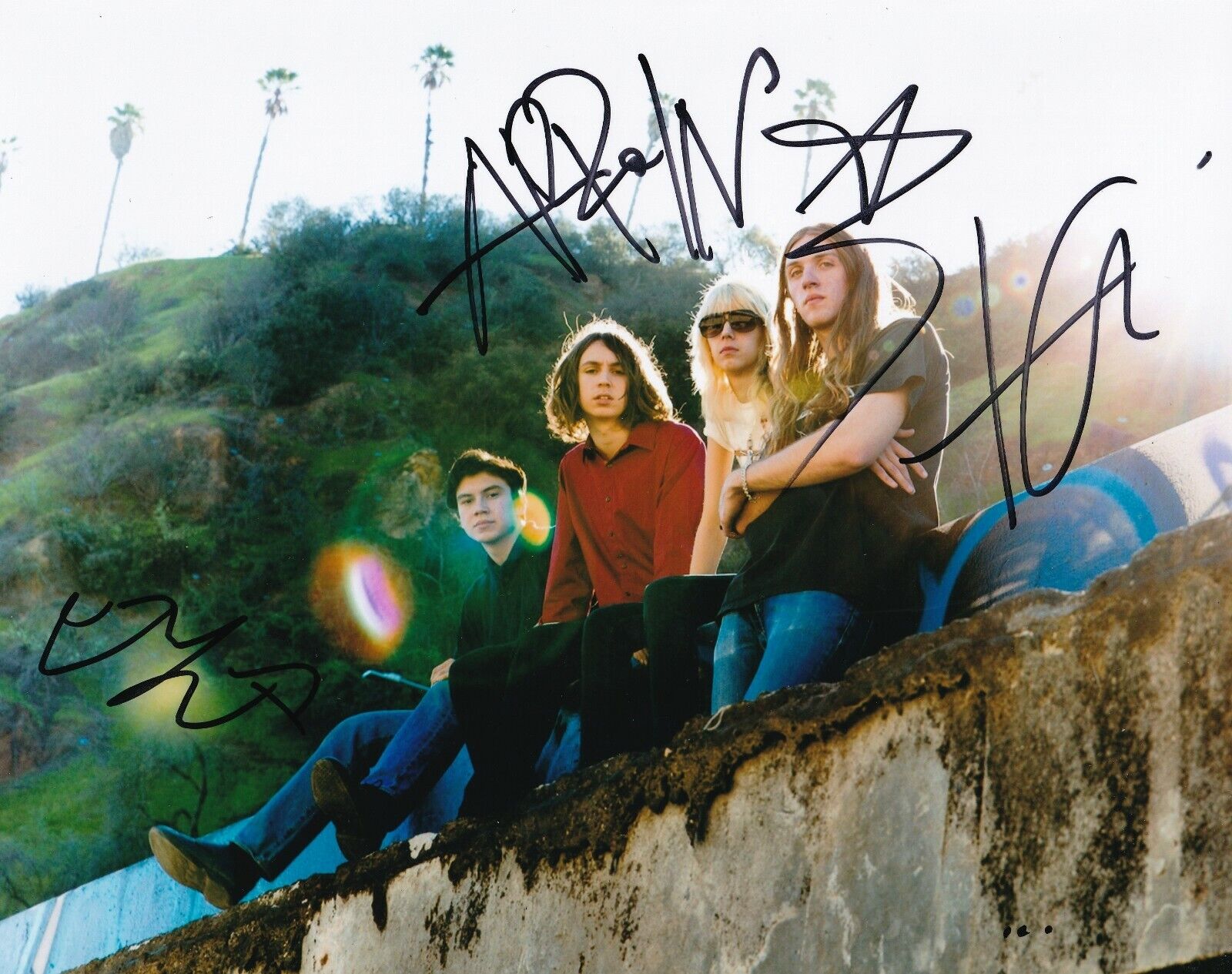 Starcrawler REAL hand SIGNED Photo Poster painting #3 COA Autographed by Arrow +3