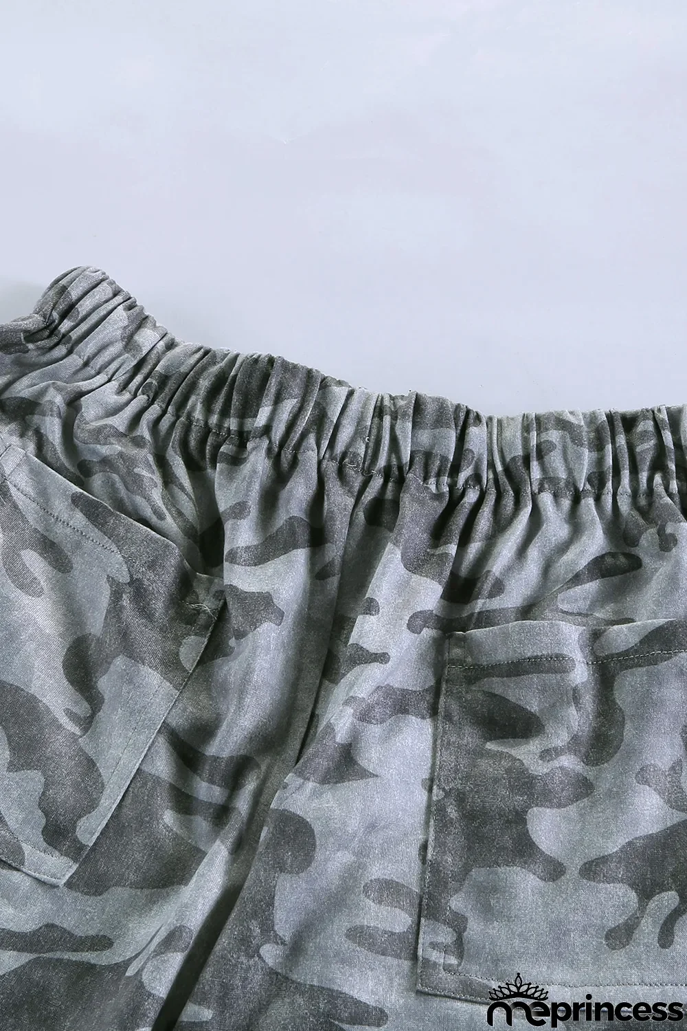 Camouflage Print Drawstring Casual Elastic Waist Pocketed Shorts