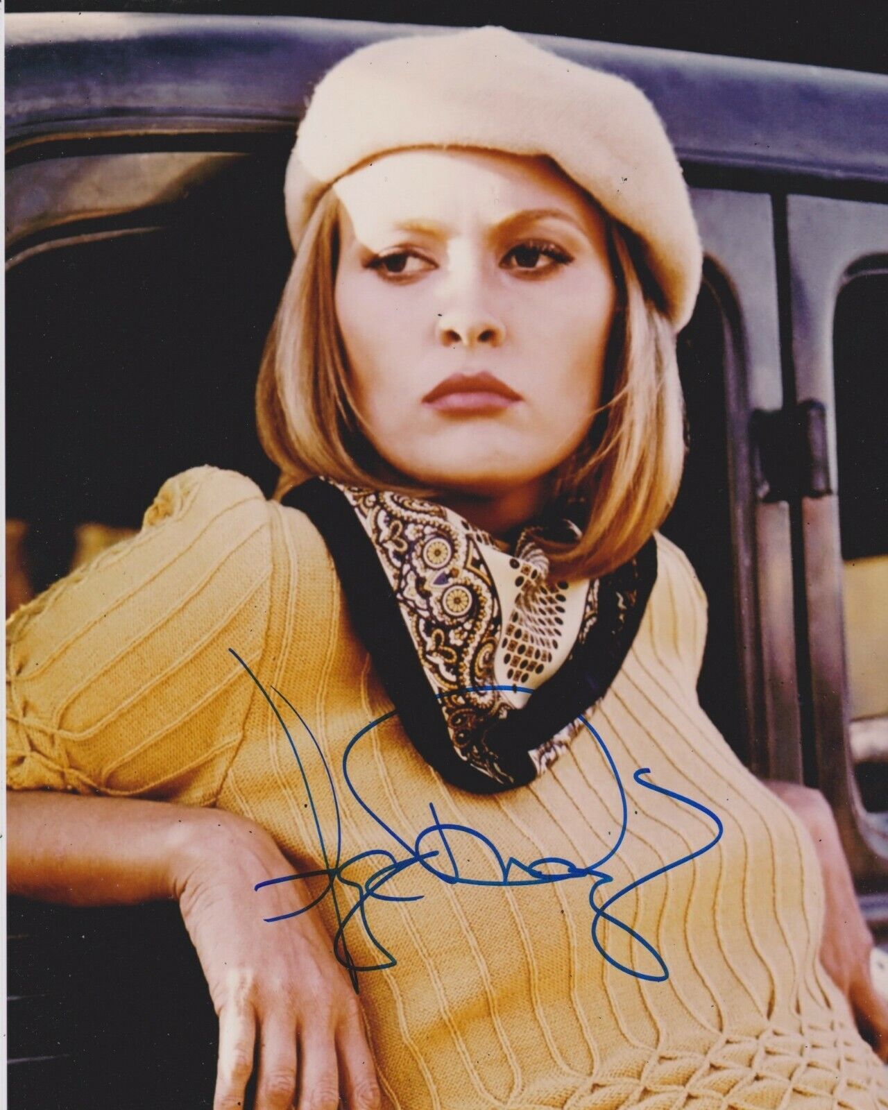 Faye Dunaway Signed Bonnie And Clyde 10x8 Photo Poster painting AFTAL