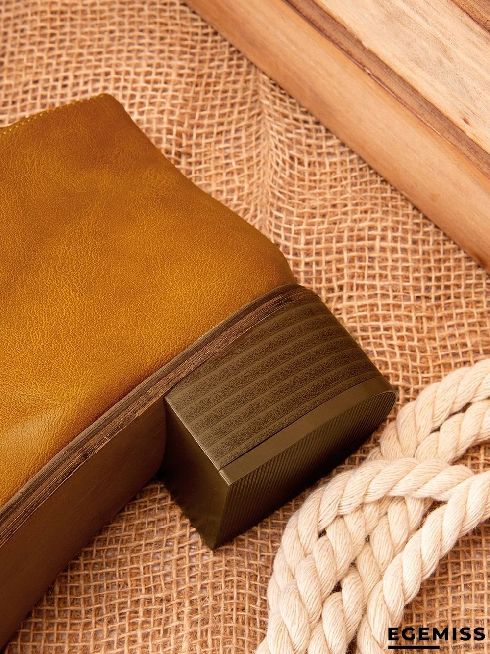 Retro Distressed Polished Color Zipper Thick Heel Pointed Ankle Boots | EGEMISS