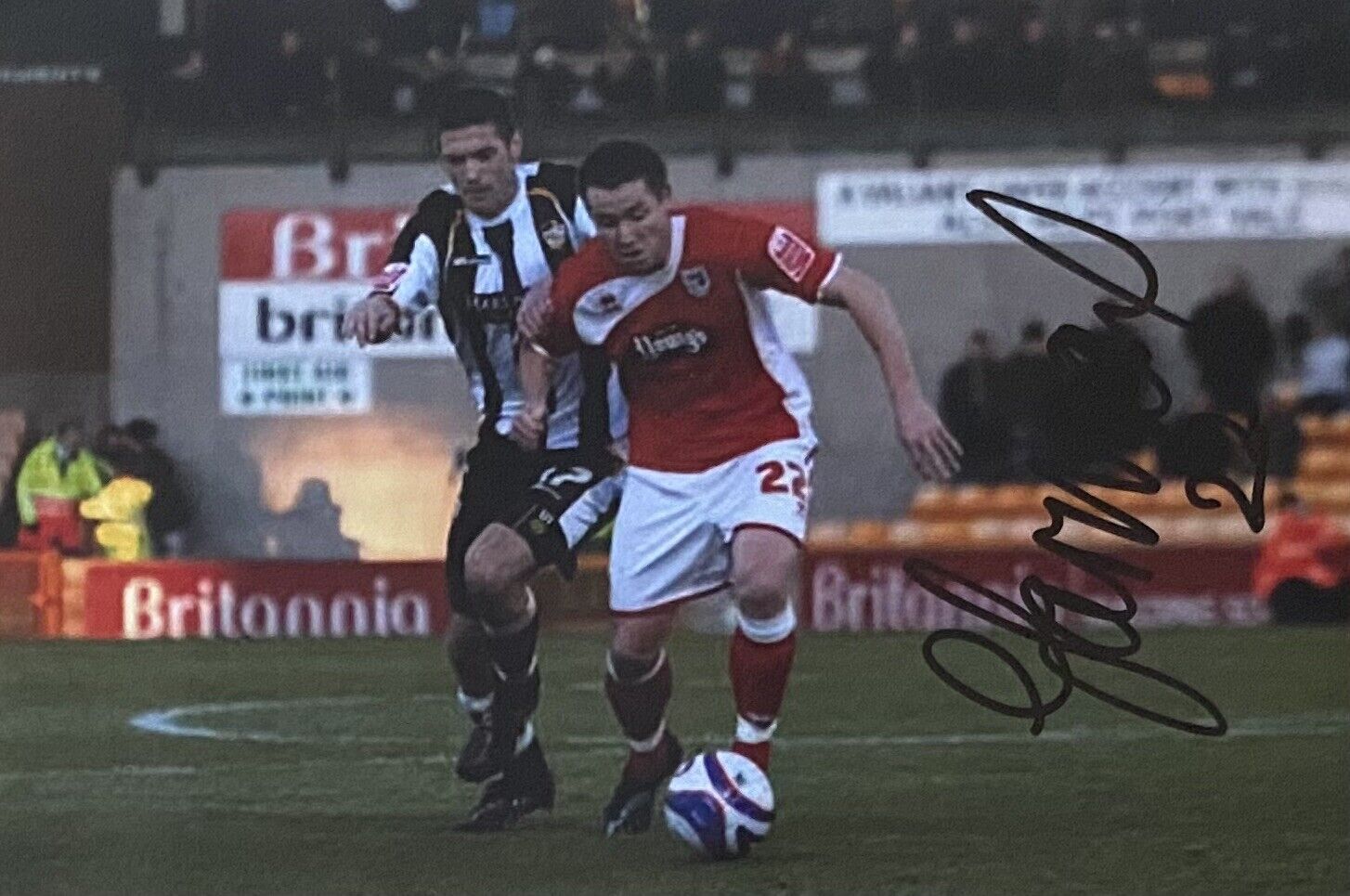 Nathan Jarman Genuine Hand Signed Grimsby Town 6X4 Photo Poster painting