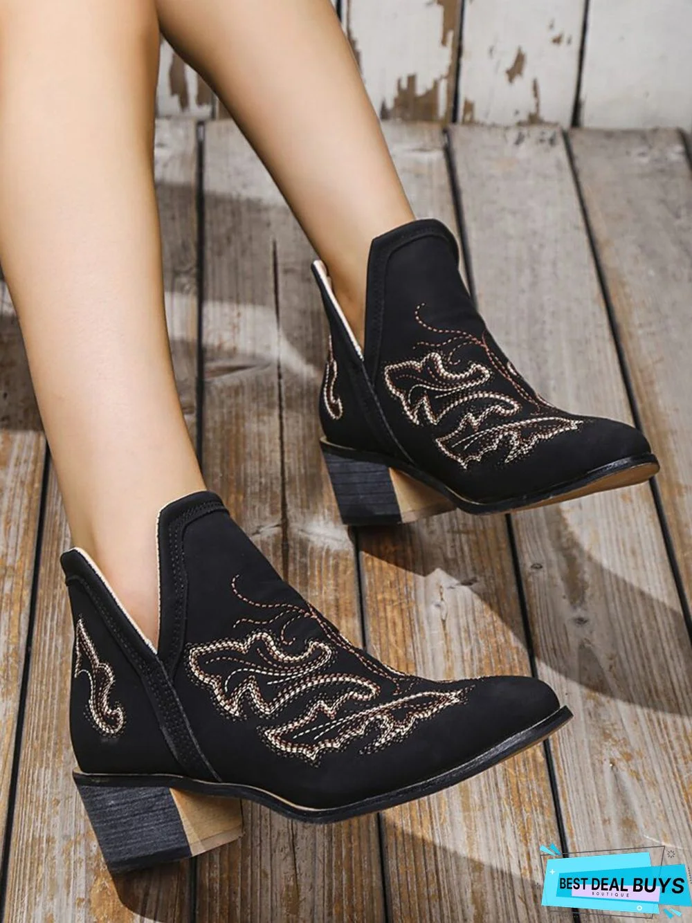 West Style Embroidered Detail Chunky Heeled Booties