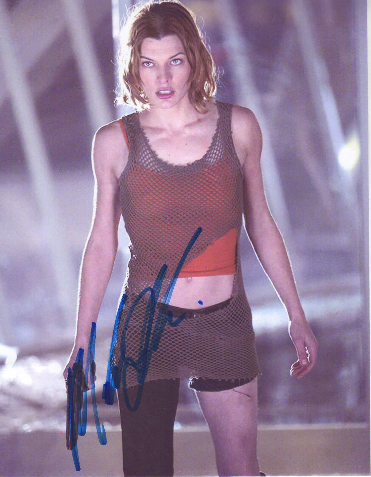 MILLA JOVOVICH AUTOGRAPH SIGNED PP Photo Poster painting POSTER 8