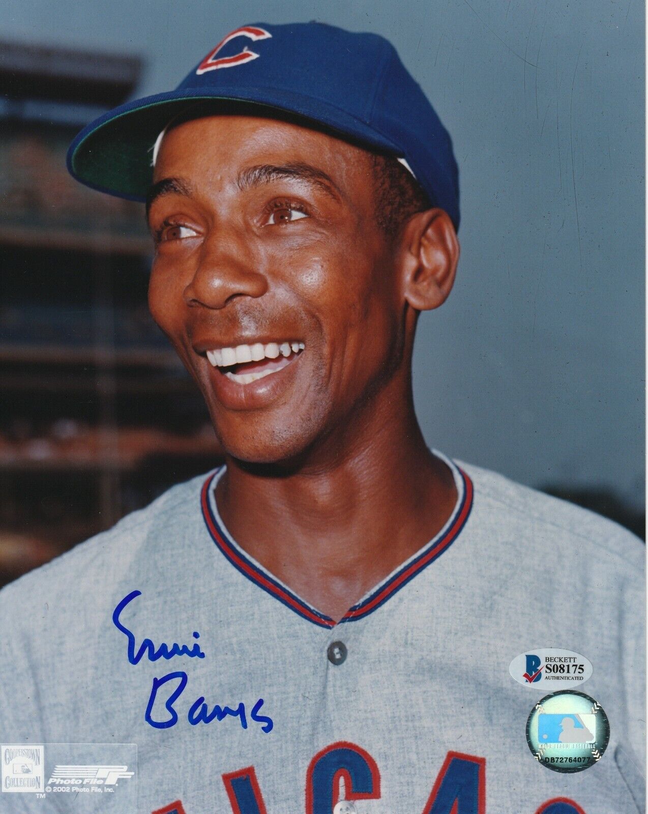 ERNIE BANKS Signed CUBS 8x10 Photo Poster painting w/ Beckett COA