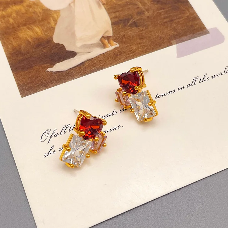 Love zircon small and exquisite earrings