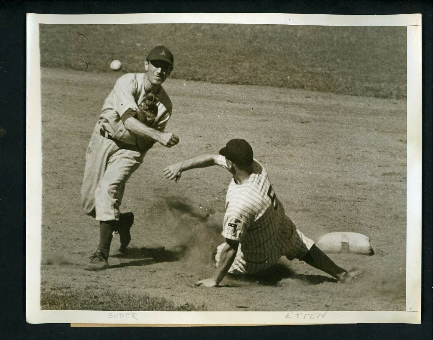 Pete Suder & Nick Etten 1943 Press Photo Poster painting Washington Senators Philadelphia A's