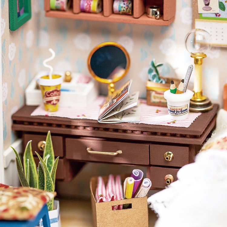 Robotime-Rolife DIY Miniature Dollhouse Kit- Anne's Bedroom DGM08