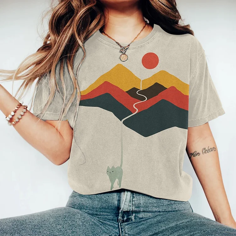 Abstract Creative Walking Cat Painting Art T-Shirt