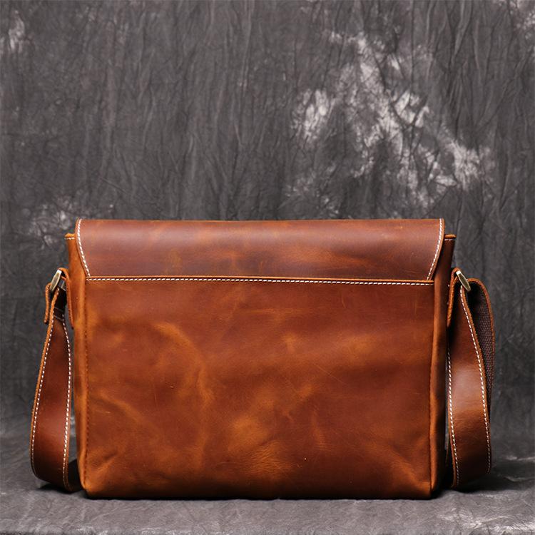 Retro Simple Men's Crossbody Messenger Bag