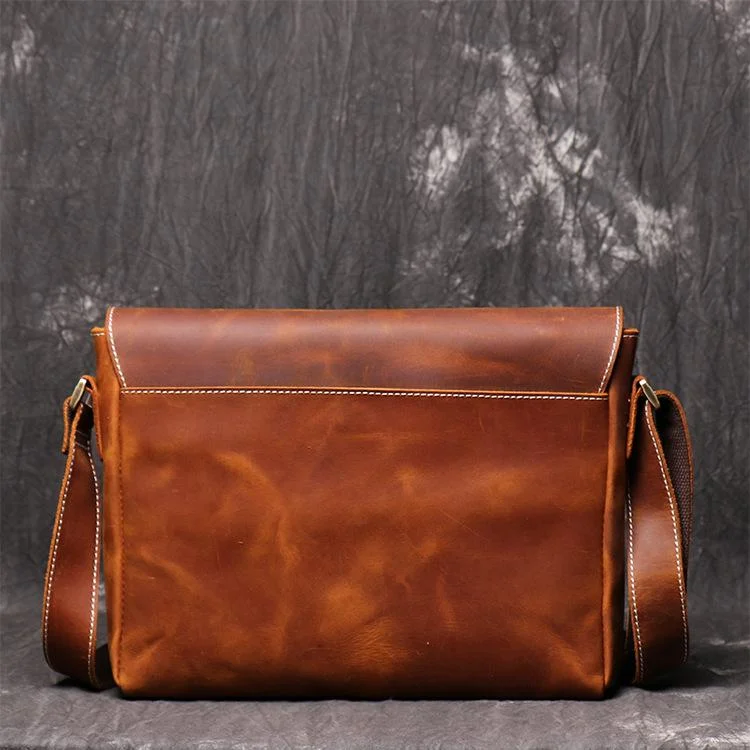 Retro Simple Men's Crossbody Messenger Bag