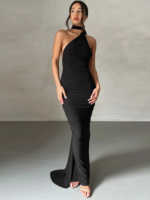 Sexy Backless Pleated Solid Color Dress